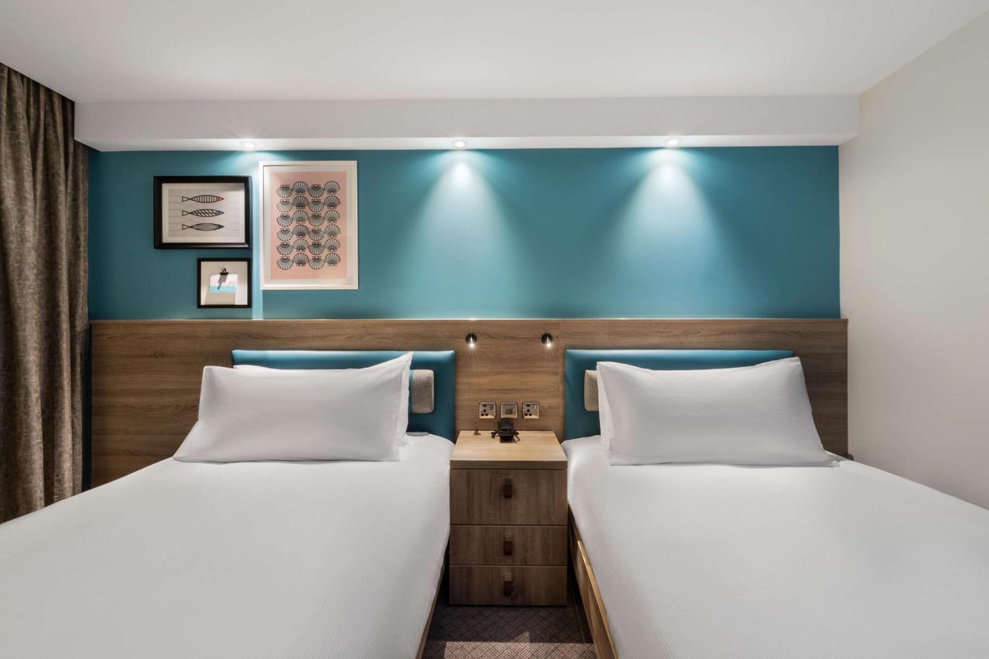 Hampton By Hilton Torquay Ξενοδοχείο Εξωτερικό φωτογραφία